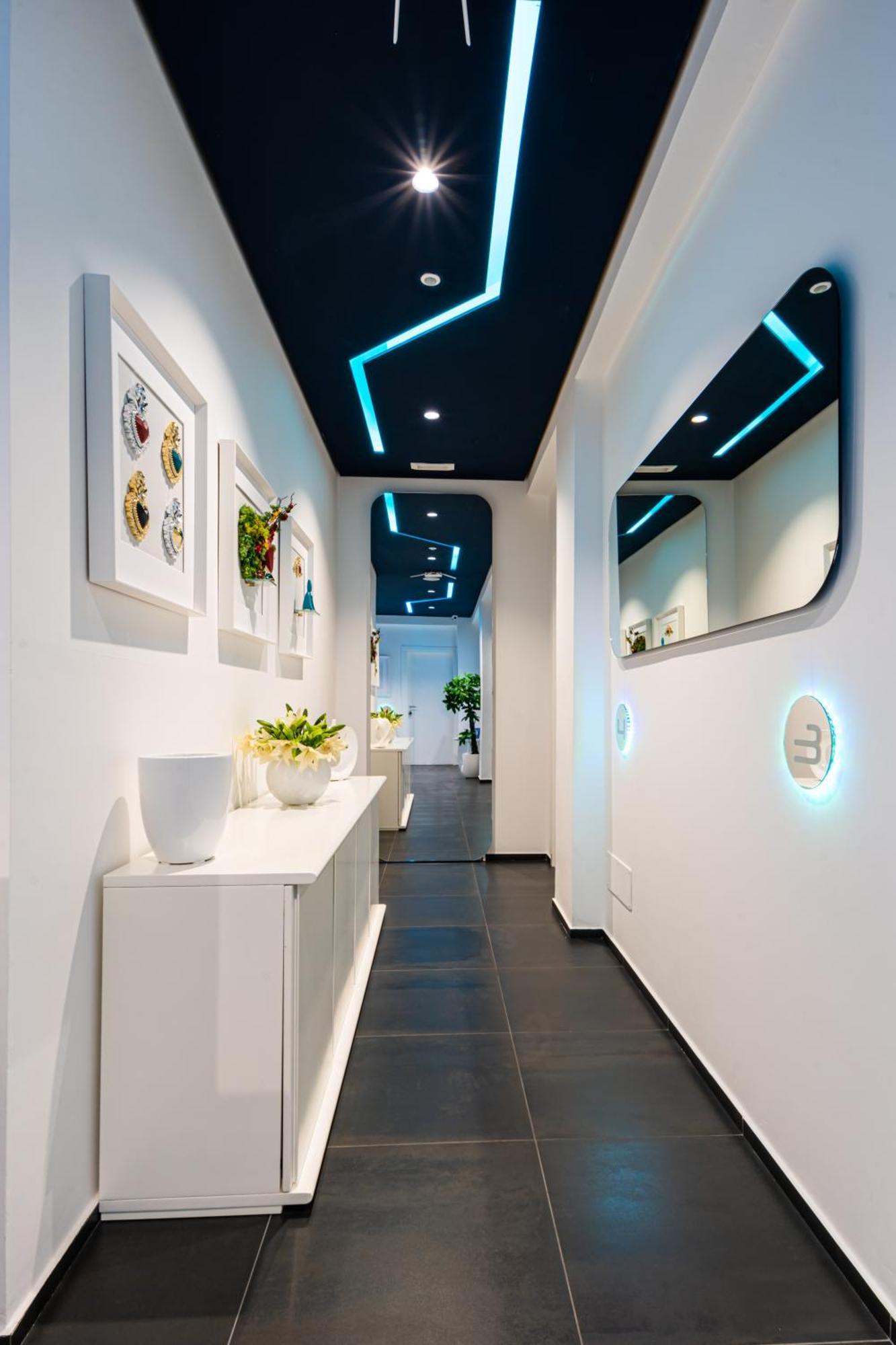 Skyhouse Beverello Наполи Екстериор снимка